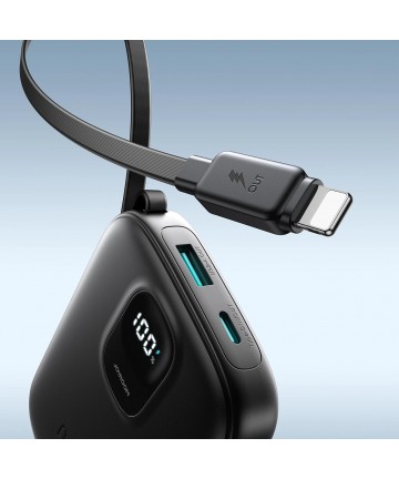 Joyroom JR-PBF18 22.5W 10000mAh Powerbank with Built-in Lightning Cable + USB-C Cable 0.25 cm - Black