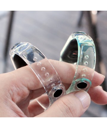 Replacment silicone band strap for Xiaomi Mi Band 6 / 5 black
