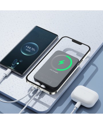Joyroom JR-W020 20W 10000mAh MagSafe Power Bank + USB-C - USB-C 0.25m Cable - Black