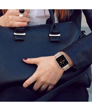 Tech-Protect MilaneseBand for Apple Watch 4 / 5 / 6 / 7 / 8 / 9 / SE / Ultra 1 / 2 (42/44/45/49 mm) - gold
