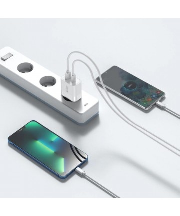 Tech-Protect C30W charger USB-C PD 30W / USB-A QC 3.0 - white