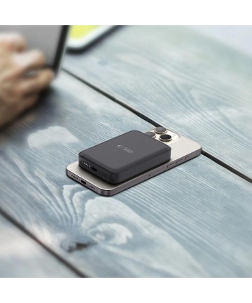 Tech-Protect LifeMag PB11 Powerbank with MagSafe 10000mAh 15W USB-C port - black + USB-C cable