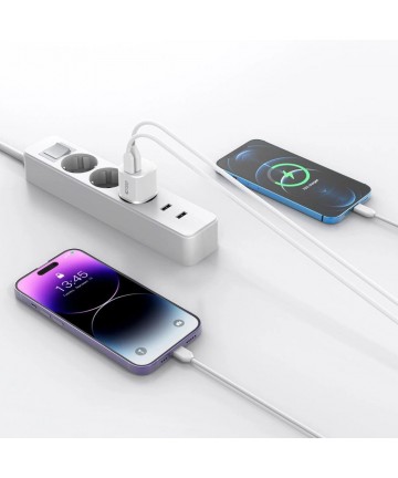 Tech-Protect C20W charger mini USB-C PD 20W / USB-A QC 3.0 - black