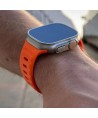 Tech-Protect IconBand Line for Apple Watch 4 / 5 / 6 / 7 / 8 / 9 / SE / Ultra 1 / 2 (42/44/45/49 mm) - black