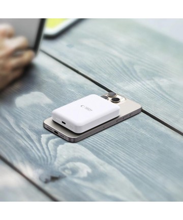 Tech-Protect LifeMag PB11 Powerbank with MagSafe 10000mAh 15W USB-C port - white + USB-C cable
